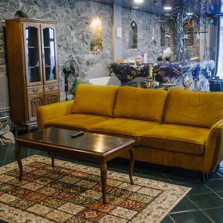 Gaudi Apartment In Lwów Zewnętrze zdjęcie