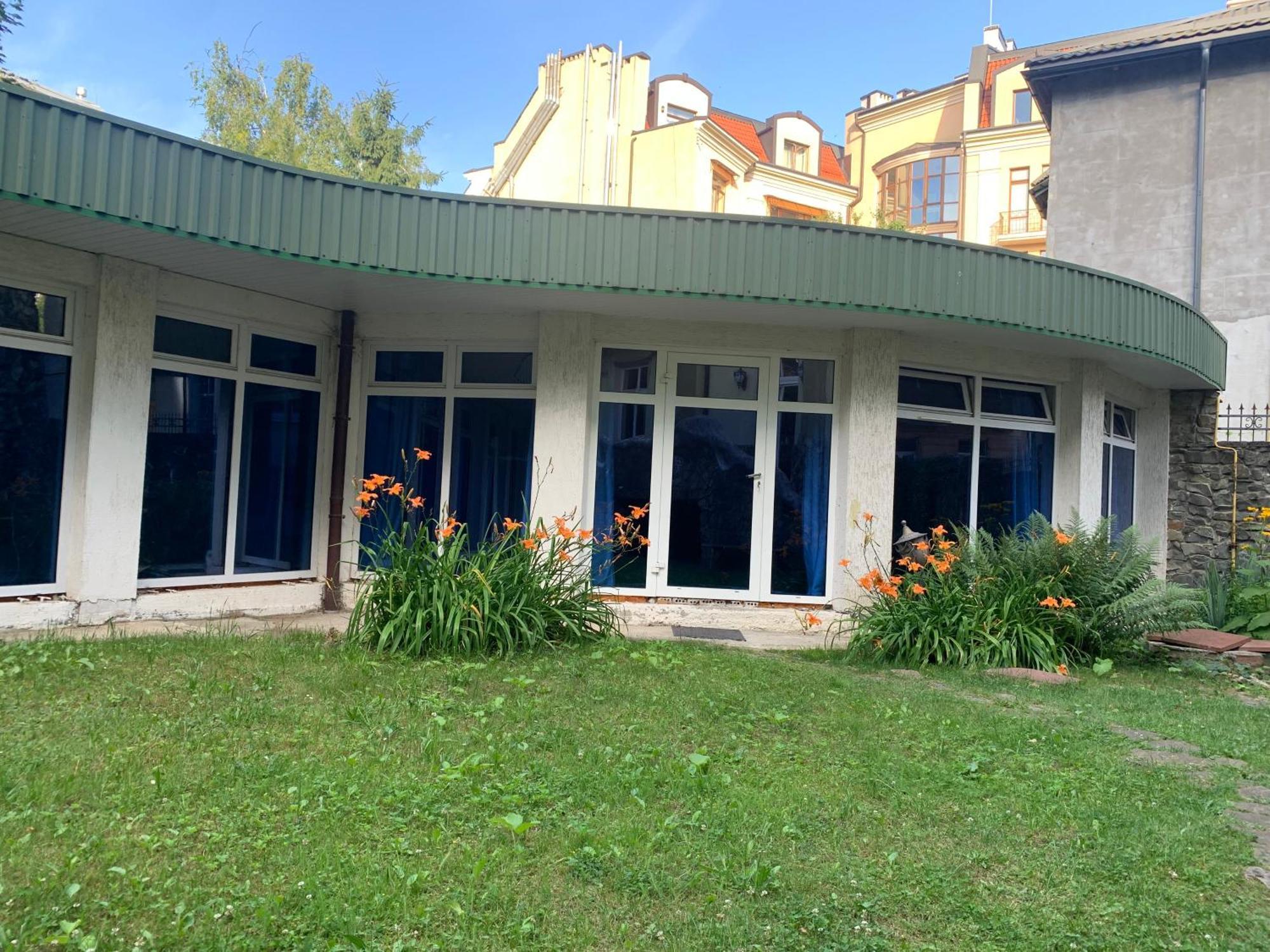 Gaudi Apartment In Lwów Zewnętrze zdjęcie
