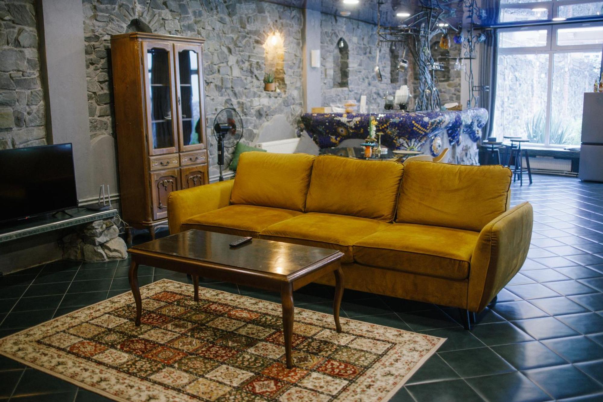 Gaudi Apartment In Lwów Zewnętrze zdjęcie
